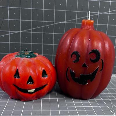 2 Fabulous VINTAGE Pumpkin Candles 