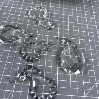 Small Tub Full of GLASS Chandelier Tear Drops, Antique Etc. 