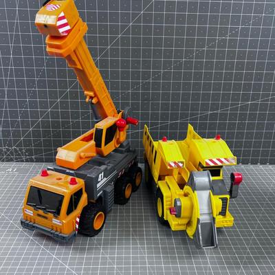 2 Toy Noisy Toys 