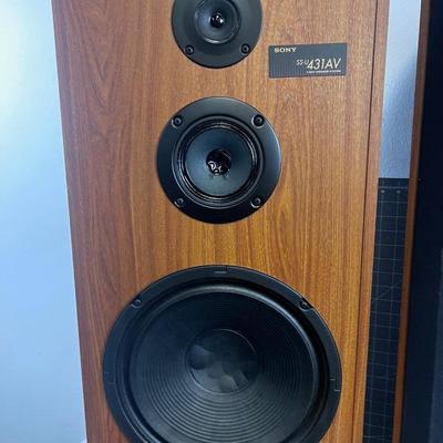 Set of Speakers by SONY Model SSU431 Tower Cabinet Speaker  