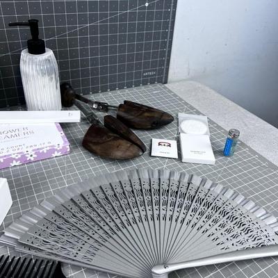 Pile of Spa Shower / Bathroom Items 