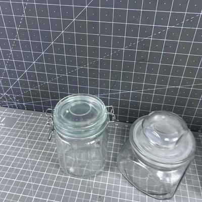 3 COVERED JARS 
