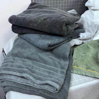 Large Pile of Towels 