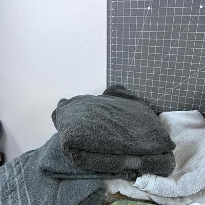 Large Pile of Towels 