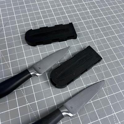 A Pair of UN-USED Pairing Knives (2) 