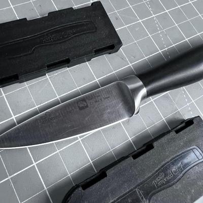 A Pair of UN-USED Pairing Knives (2) 