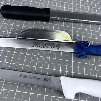 (3) Cutting Filet Knife, Grater and Bread Knife