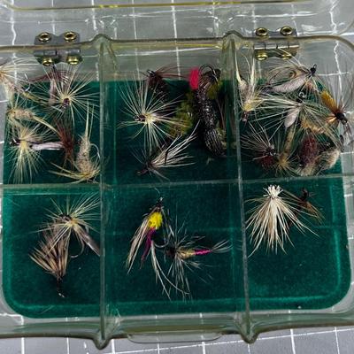 Mixed Lot of Hand Tied Dry Fly's 