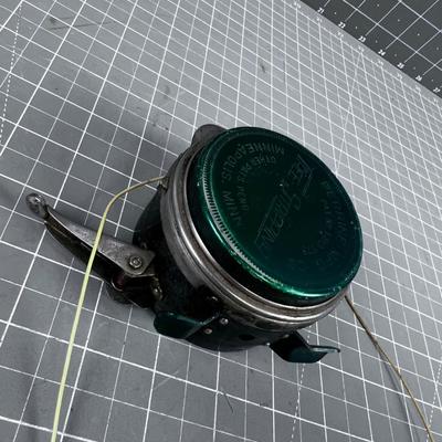 Vintage Automatic Fly Reel GREEN 