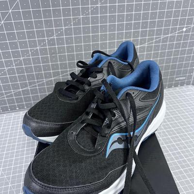SAUCONY Cohesion Trail 16, LIKE NEW 