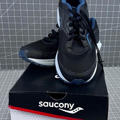SAUCONY Cohesion Trail 16, LIKE NEW 
