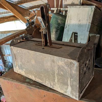 Vintage Metal Varmint Trap