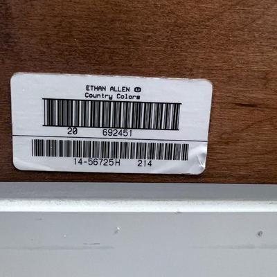 Ethan Allen Queen Size Bed, Country Color