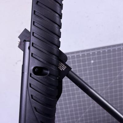 UMAREX Syrix 22 Caliber Break Barrel Air Rifle 
