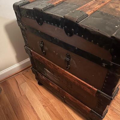 Steamer Chest (B1-MG)