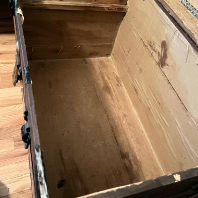 Steamer Chest (B1-MG)