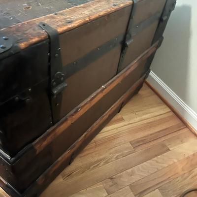 Steamer Chest (B1-MG)