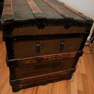 Steamer Chest (B1-MG)