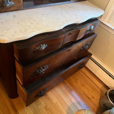 Victorian Chest of Drawers with Marble Top & Mirror (B1-MG)