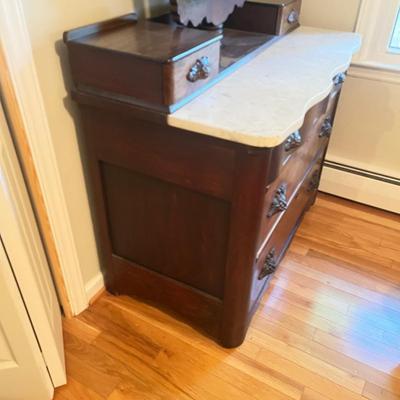 Victorian Chest of Drawers with Marble Top & Mirror (B1-MG)