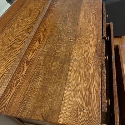 Oak Chest of Drawers With Beveled Mirror (B2-MG)