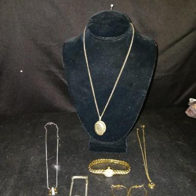 GOLD TONE COSTUME JEWELRY PLUS ELGIN WATCH & MORE