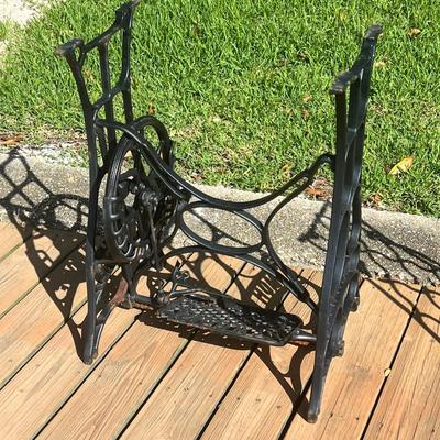 NEW HOME ~ Cast Iron Sewing Machine Base