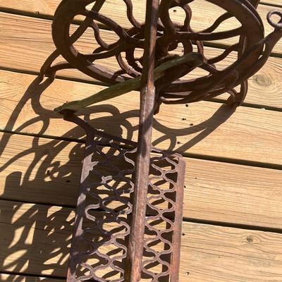 SINGER ~ Cast Iron Sewing Machine Base