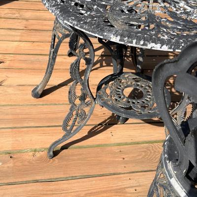 Black Palm Tree Motif Cast Aluminum 3 Piece Bistro Set