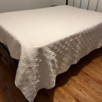 Full Sized Sheet Sets & Bedspreads (B2-MG)