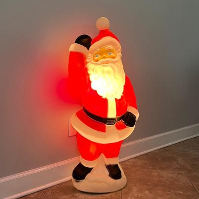 EMPIRE ~ Vtg. 41” Plastic Blow Mold Waving Santa Clause
