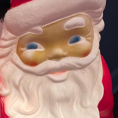 EMPIRE ~ Vtg. 41” Plastic Blow Mold Waving Santa Clause