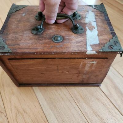 Antique Mahjong Tiles w wooden case