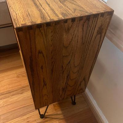 Oak Night Stands with Hairpin Legs (P-MG)