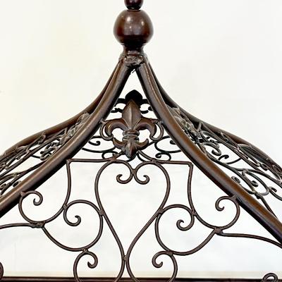 Fluer De Lis Metal Pet Bed