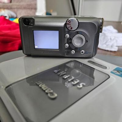 Canon PowerShot A410 + 256mb SD Card + Selphy Printing Station+ Camera Case