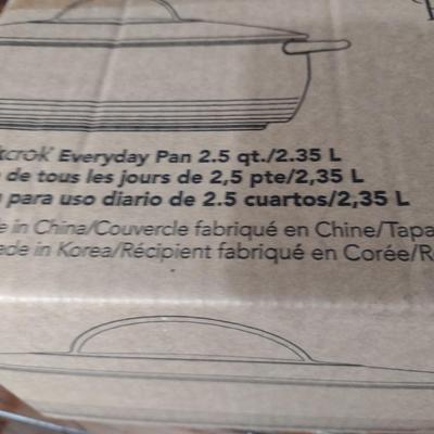 The Pampered Chef Rockcrok- 2 1/2 Quart Capacity- New in Box