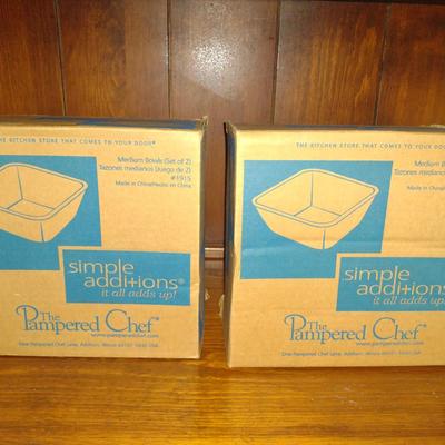 Two Sets The Pampered Chef Simple Additions Medium Bowls- New in Box