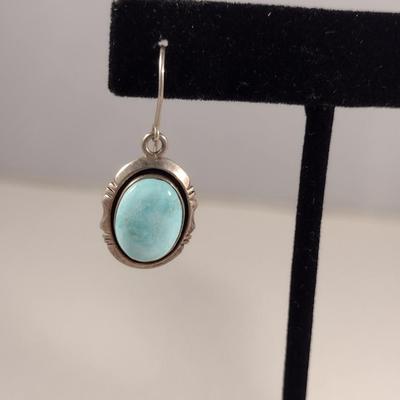 Collection of Sterling Silver and Turquoise Jewelry- Earrings and Ring (#4)