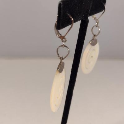 Vintage Mother of Pearl Dangle Earrings (#10)