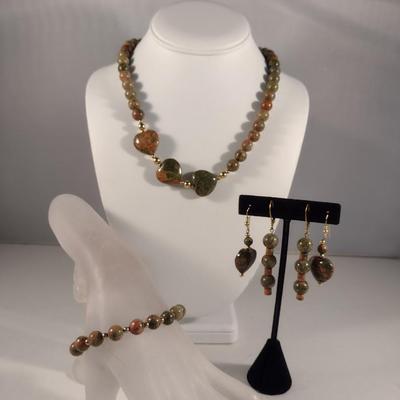 Collection of Natural Stone Jewelry- Necklace, Bracelet, Earrings (#15)