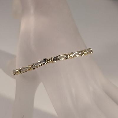 14 Karat Yellow Gold and Stone Bracelet- Approx Total Weight 11.2 Grams (#29)