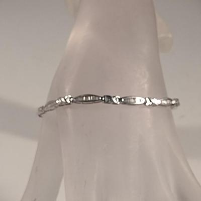 14 Karat White Gold and Stone Bracelet- Approx Total Weight 7.5 Grams (#30)