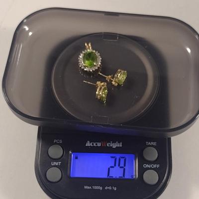 10 Karat Yellow Gold with Peridot and Diamond Pendant and Earrings- Approx Total Weight 2.9 Grams (#36)