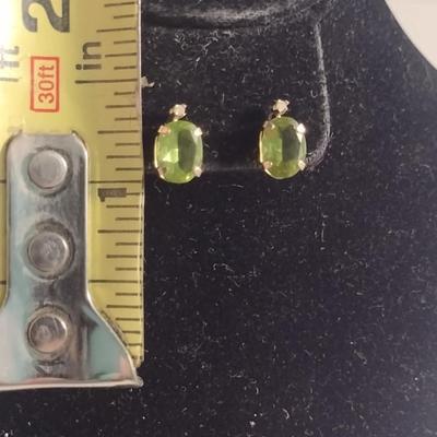10 Karat Yellow Gold with Peridot and Diamond Pendant and Earrings- Approx Total Weight 2.9 Grams (#36)