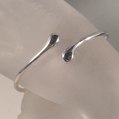 Sterling Silver Teardrop Design Jewelry Set- Necklace, Bangle, Ring, Earrings- (#38)