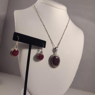 Sterling Silver and Red Stone Jewelry- Approx Weight 24.3 Grams (#40)