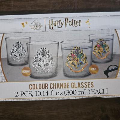 New Wizarding World Harry Potter Color Changing Rocks Glasses