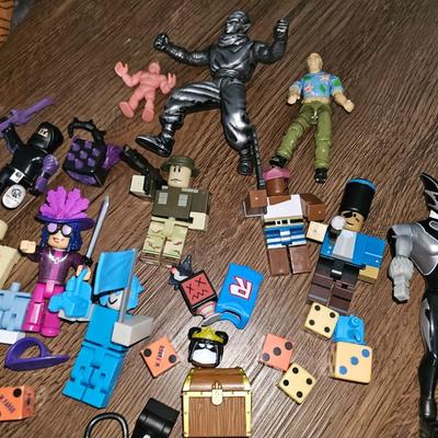 Vintage 1980s GI Joe, Power Rangers, Roblox