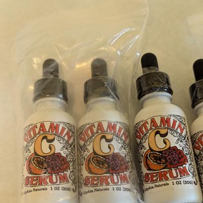 7 - 1 Oz Bottles Of Vitamin C Serum